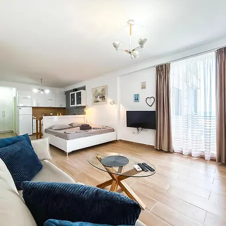 Apartament 663